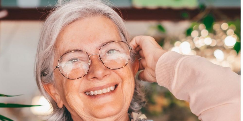 Trotz einer Demenzerkrankung ist es einer Patientin möglich, hoffnungsvoll in die Zukunft zu blicken